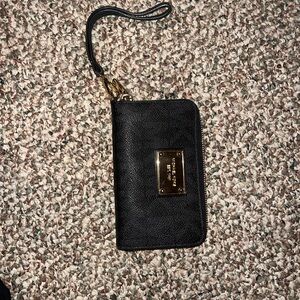 Black Leather Wristlet Michael Kors